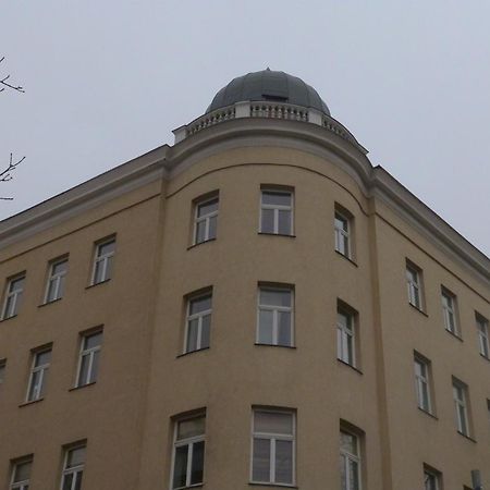 St Martin Apartment Виена Екстериор снимка