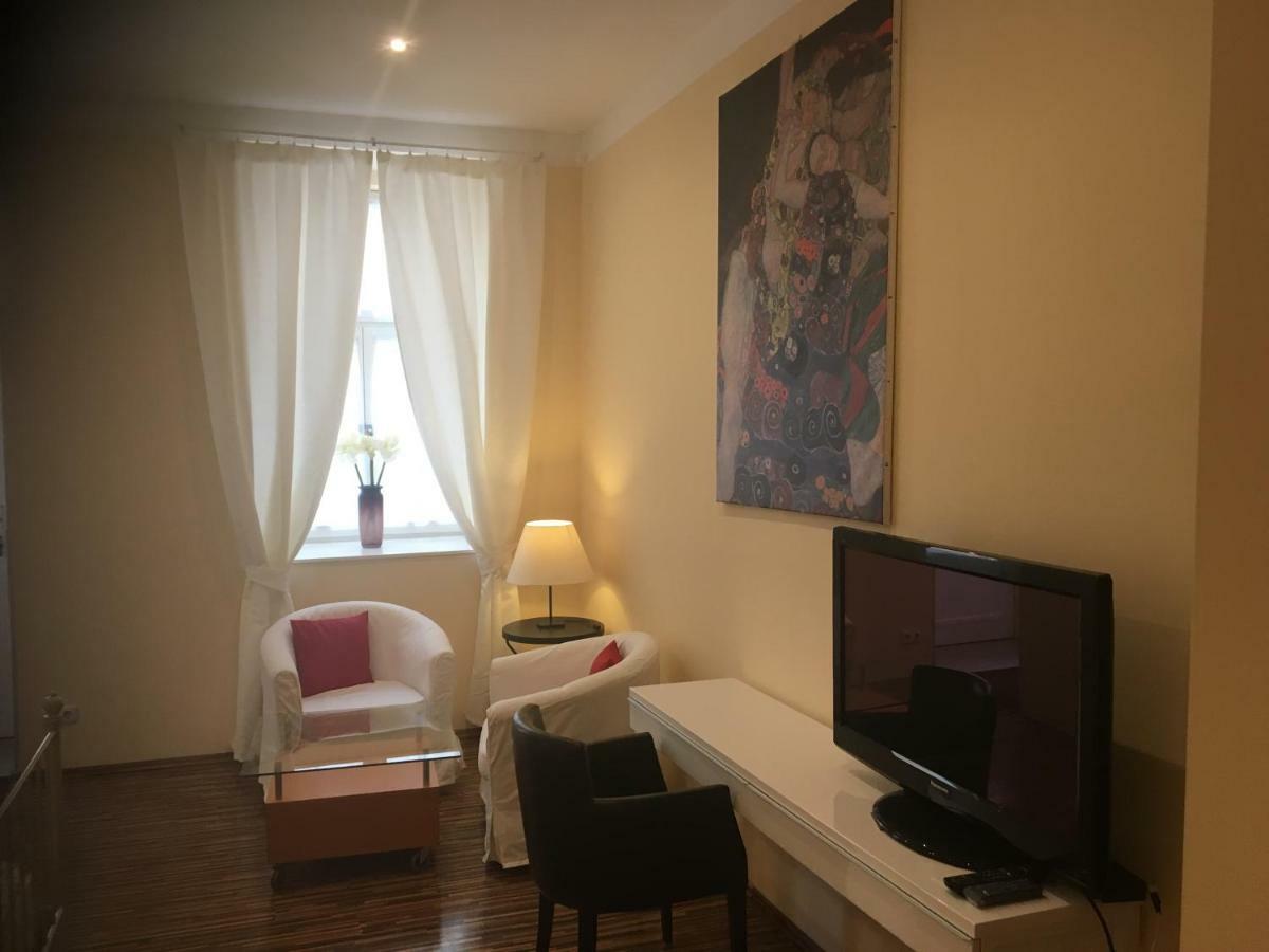 St Martin Apartment Виена Екстериор снимка