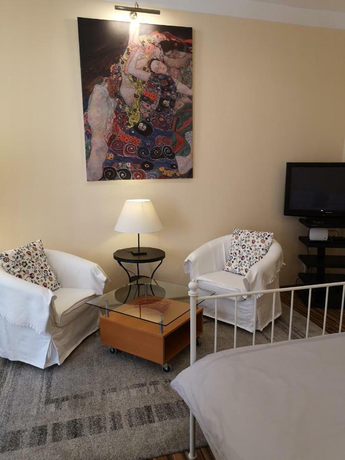 St Martin Apartment Виена Екстериор снимка